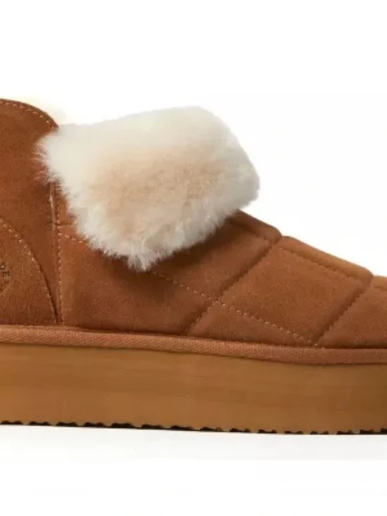 Fireside Dearfoams Women's Bayswater Genuine Shearling Quilted Platform Bootie - Picture 2 of 7